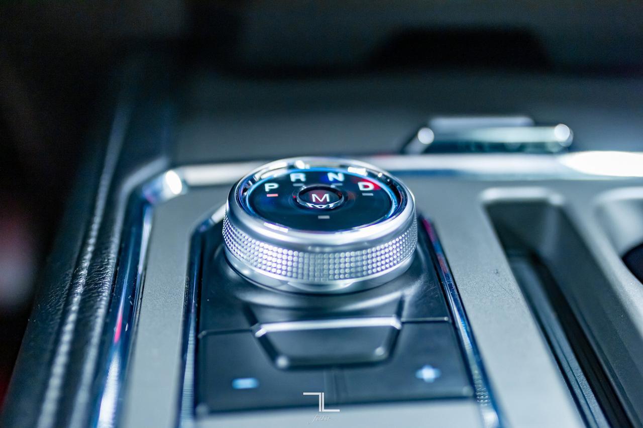 2018 Ford Expedition AWD XLT FX4 Leather Roof Nav Red Deer AB