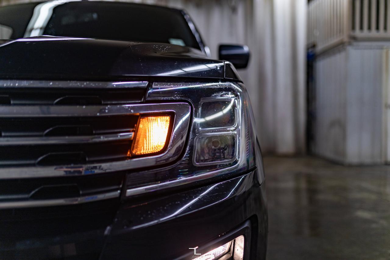 2018 Ford Expedition AWD XLT PSeat BCam 8 Passenger Red Deer AB