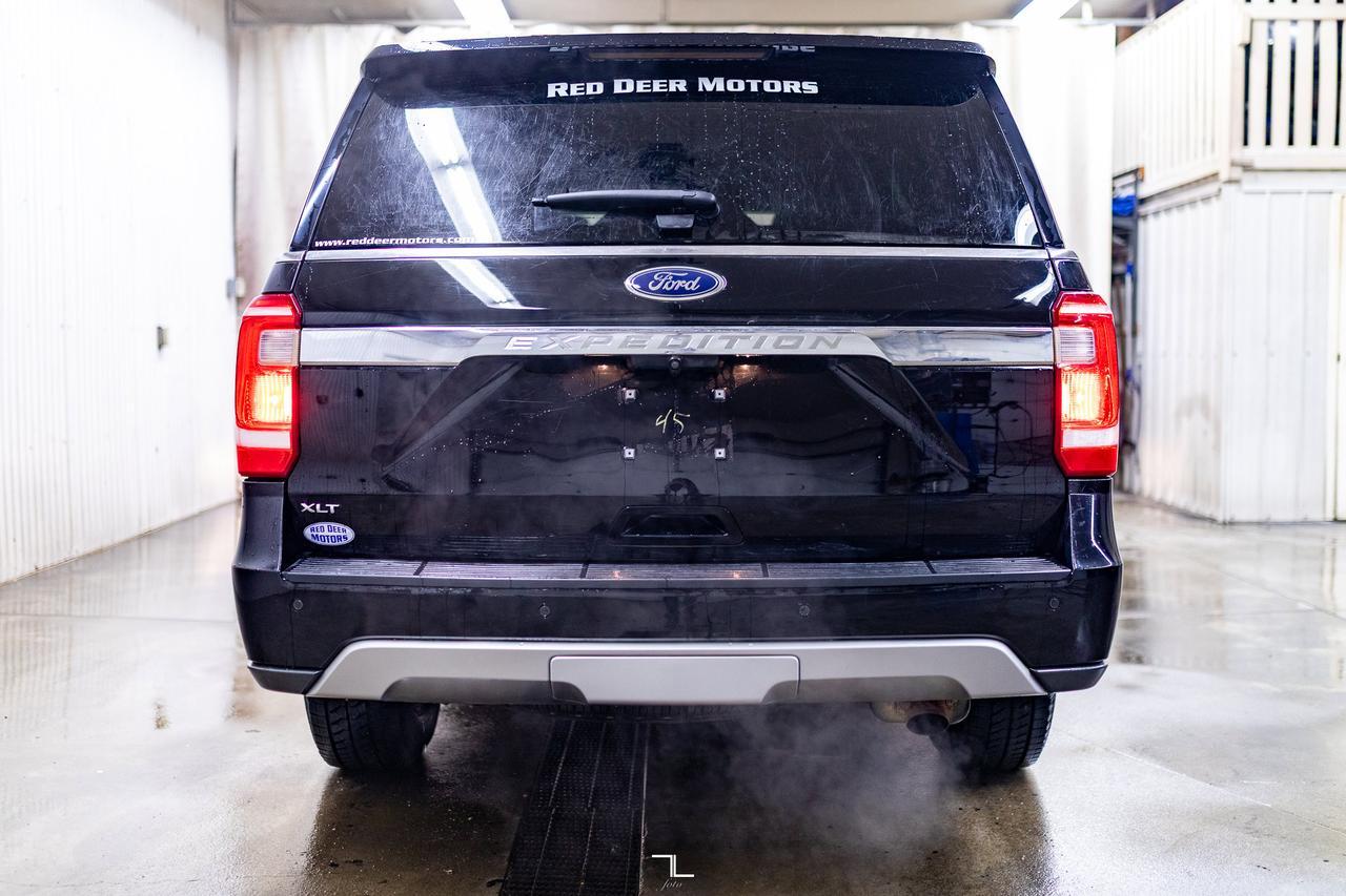 2018 Ford Expedition AWD XLT PSeat BCam 8 Passenger Red Deer AB