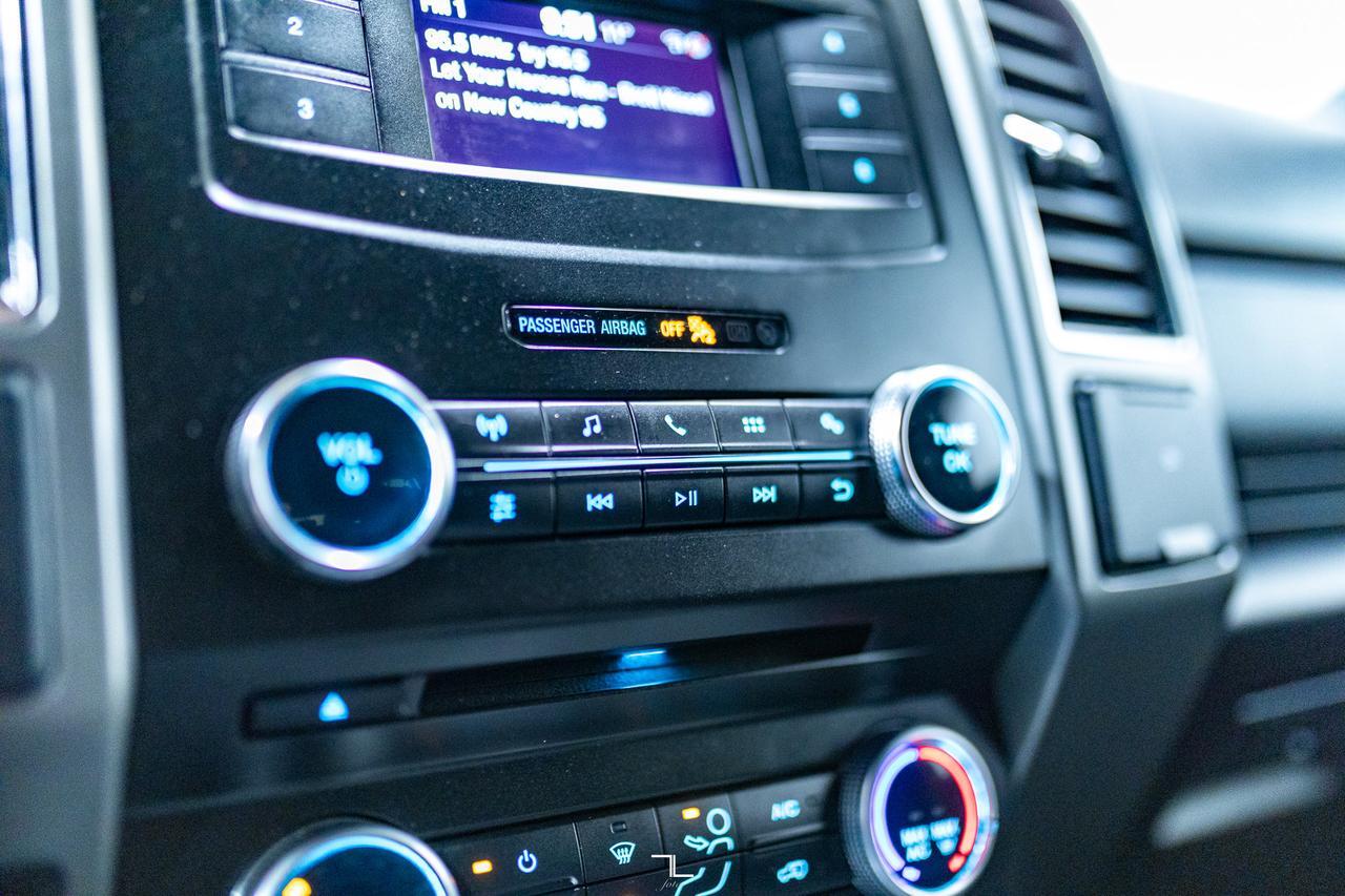 2018 Ford Expedition AWD XLT PSeat BCam 8 Passenger Red Deer AB