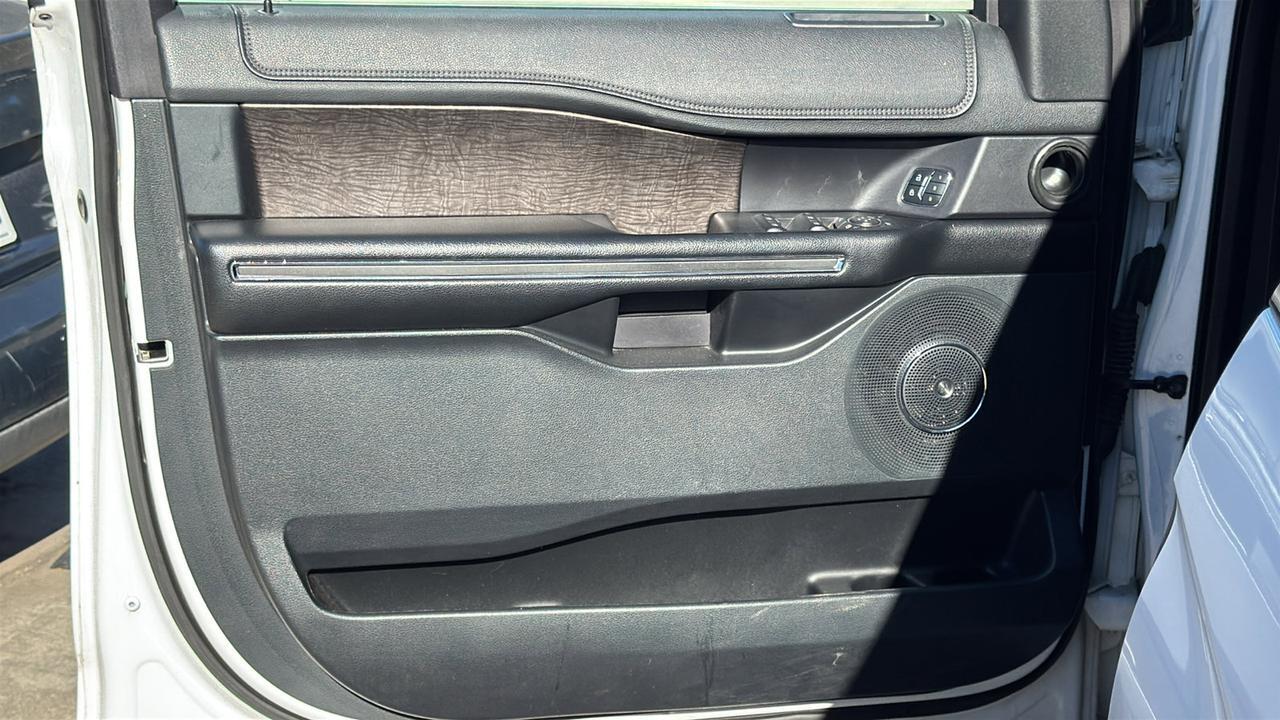 2018 Ford Expedition Limited  Selma TX