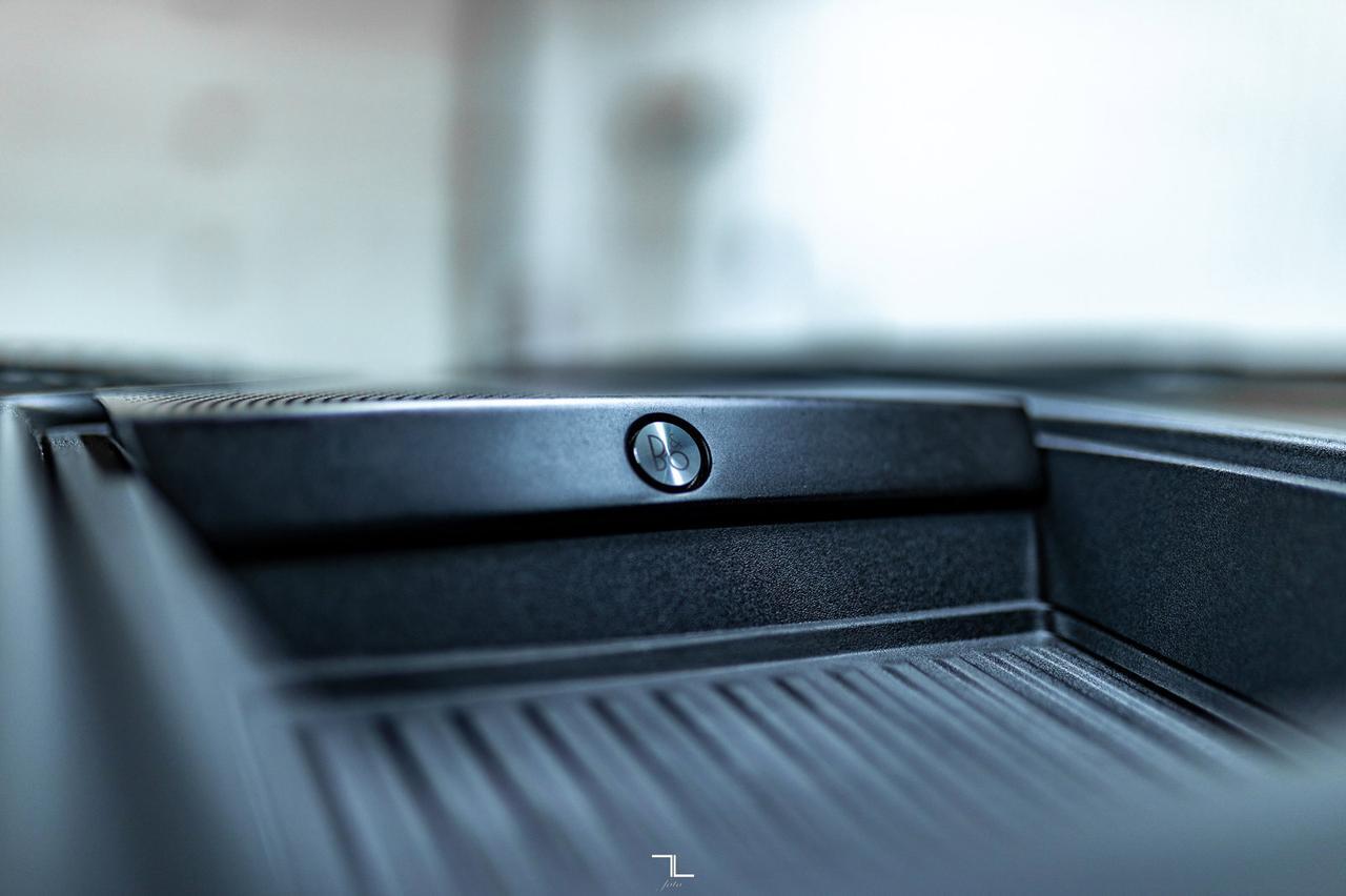 2018 Ford Expedition Max AWD Limited Leather Roof Nav BCam Red Deer AB