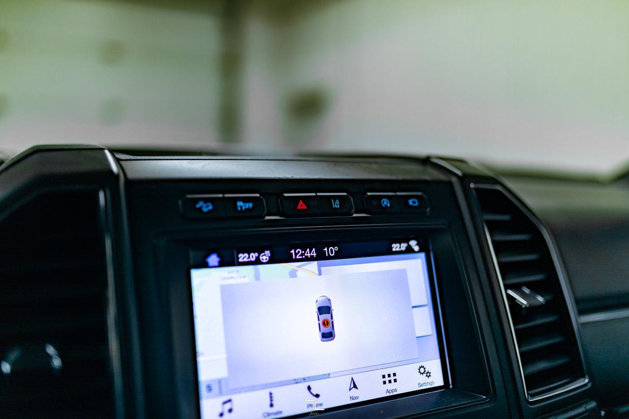 2018 Ford Expedition Max AWD Limited Leather Roof Nav BCam Red Deer AB