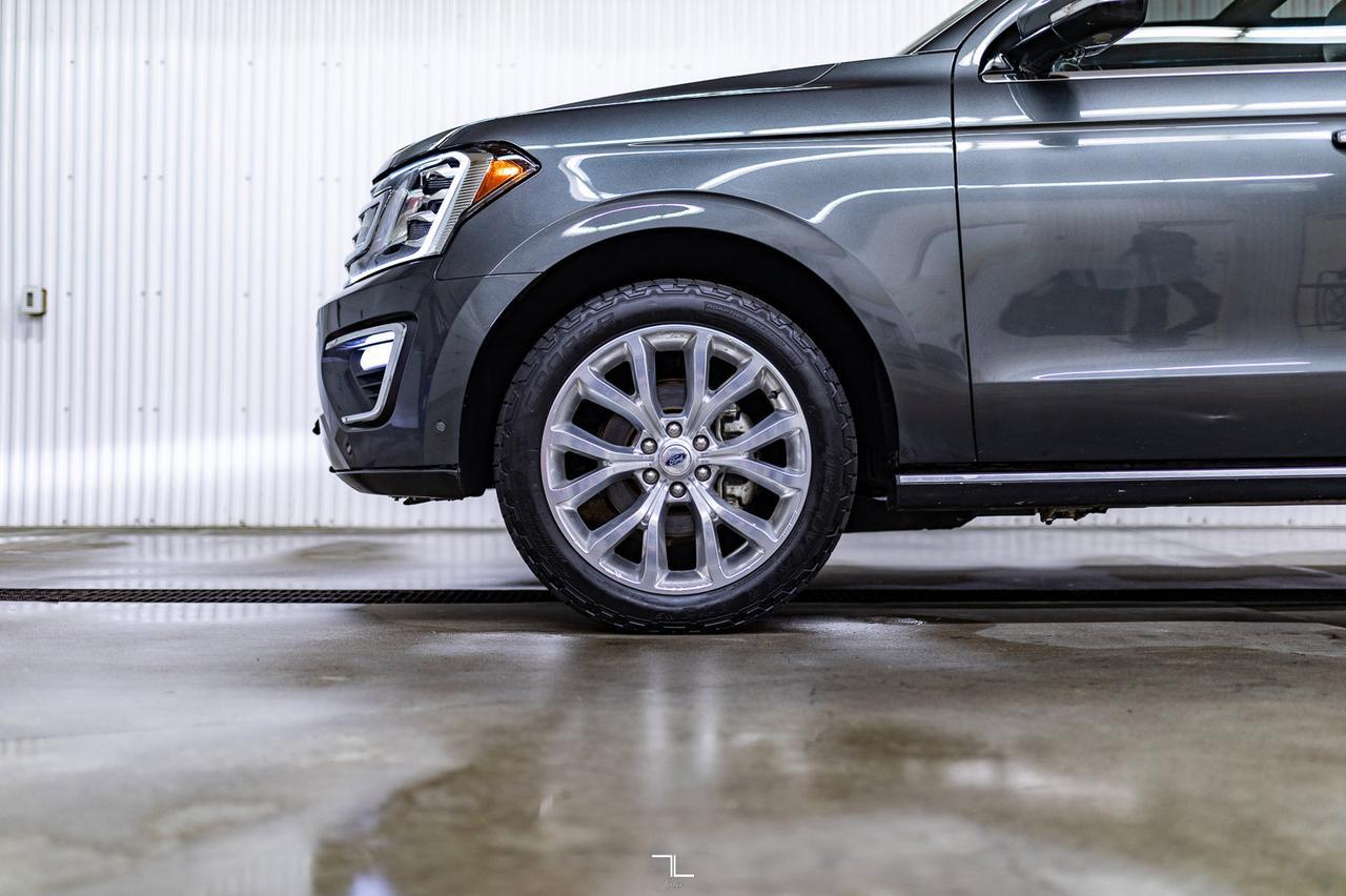 2018 Ford Expedition Max AWD Limited Leather Roof Nav BCam Red Deer AB