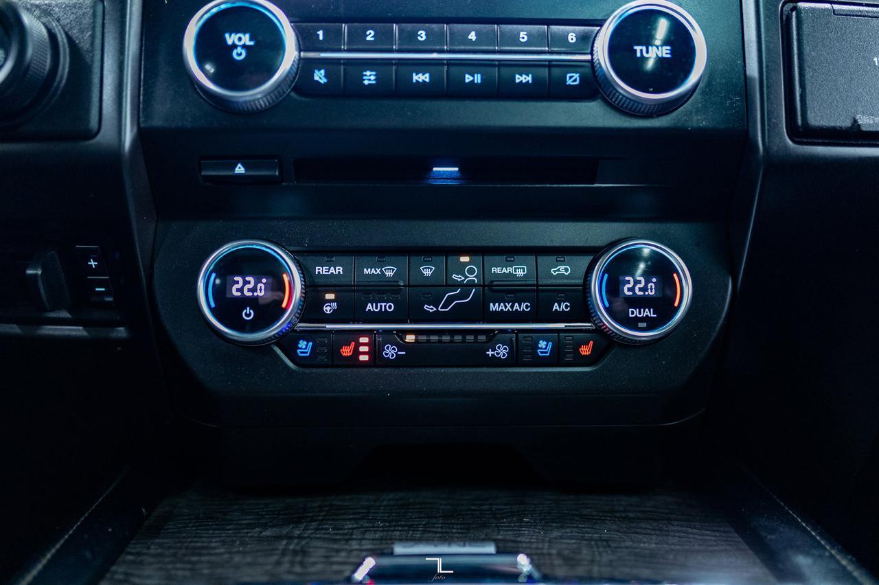 2018 Ford Expedition Max AWD Limited Leather Roof Nav BCam Red Deer AB