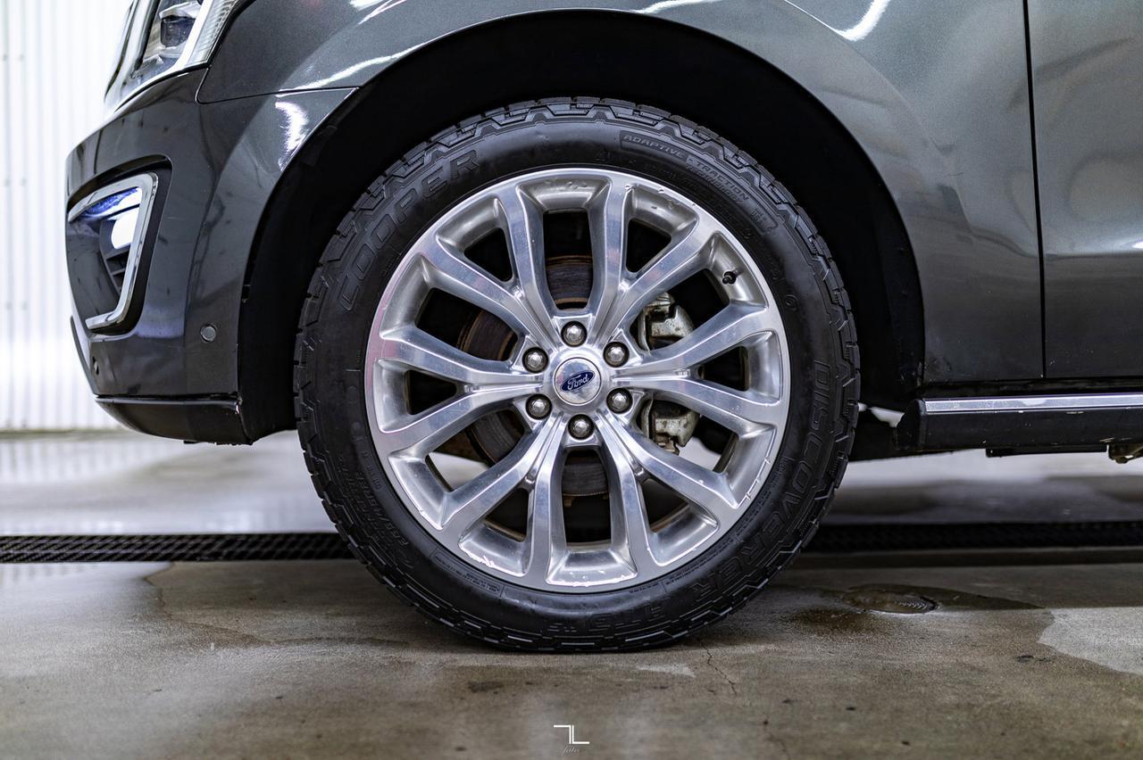 2018 Ford Expedition Max AWD Limited Leather Roof Nav BCam Red Deer AB