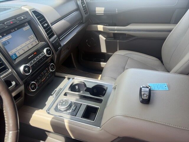 2018 Ford Expedition Max XLT Gainesville TX