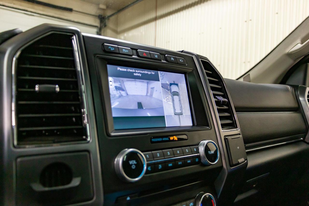 2018 Ford Expedition Platinum Max 4x4 Leather Roof Nav Red Deer AB