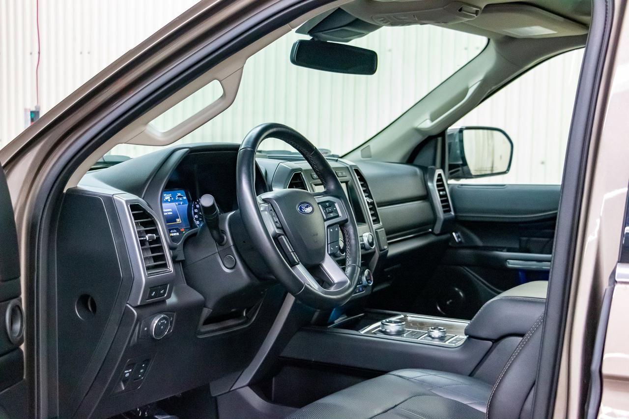 2018 Ford Expedition Platinum Max 4x4 Leather Roof Nav Red Deer AB