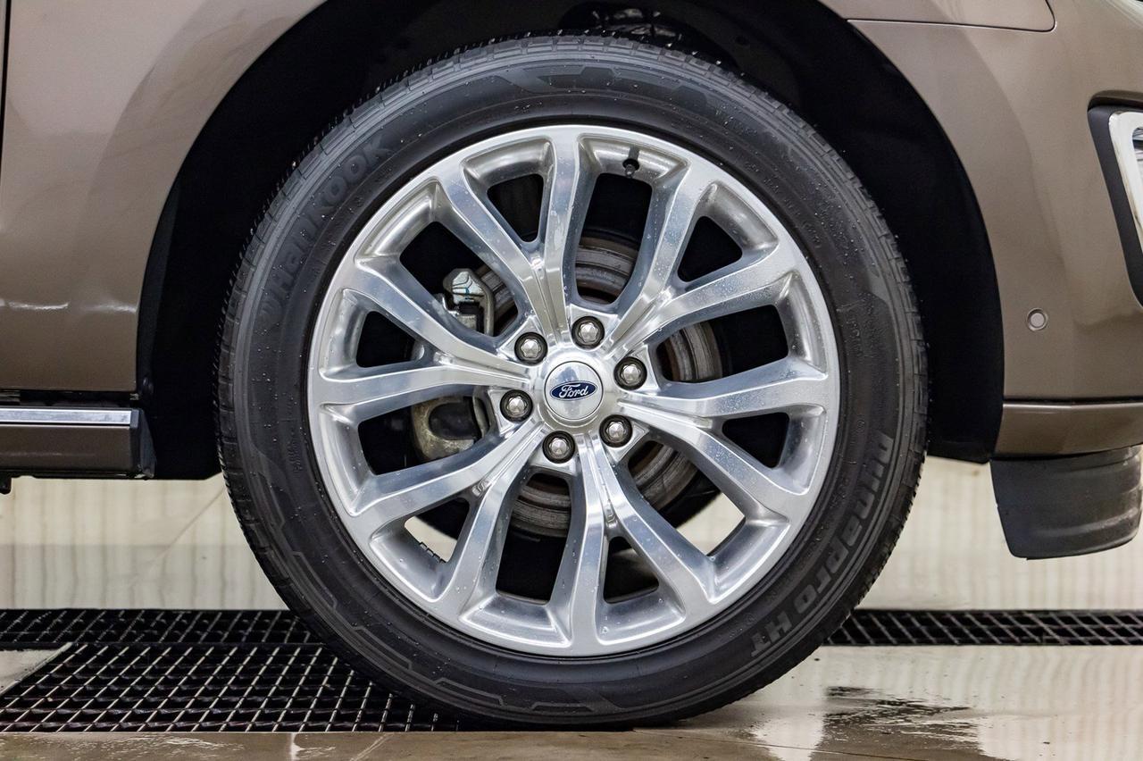 2018 Ford Expedition Platinum Max 4x4 Leather Roof Nav Red Deer AB