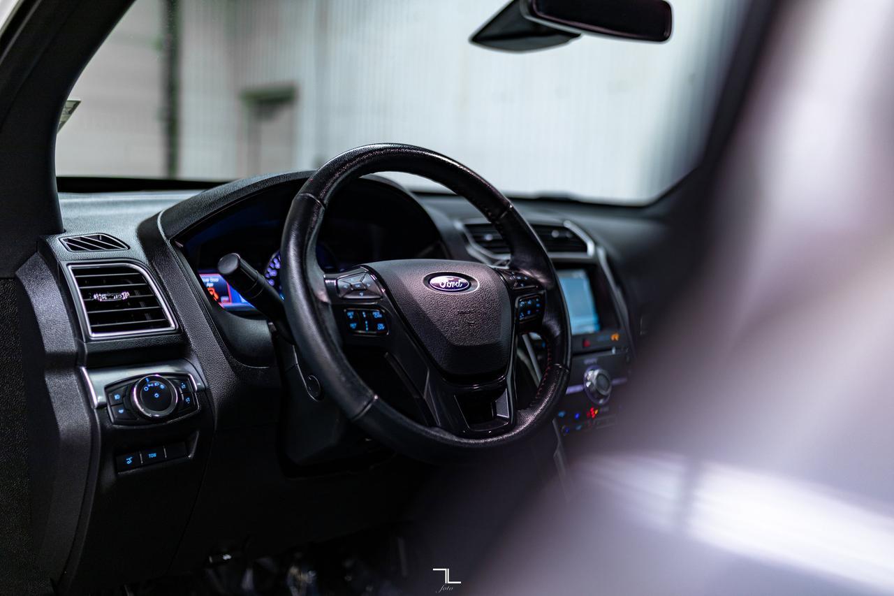 2018 Ford Explorer AWD Sport Leather Roof Nav BCam Red Deer AB