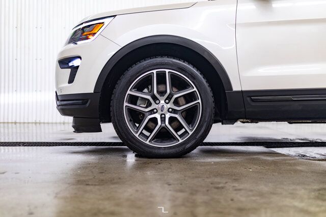 2018 Ford Explorer AWD Sport Leather Roof Nav BCam Red Deer AB
