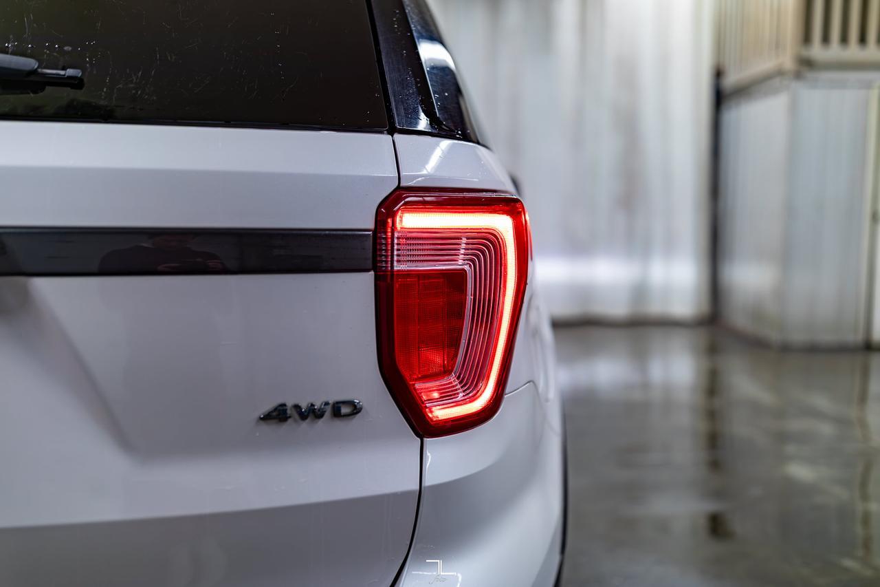2018 Ford Explorer AWD XLT Leather BCam PSeat Red Deer AB