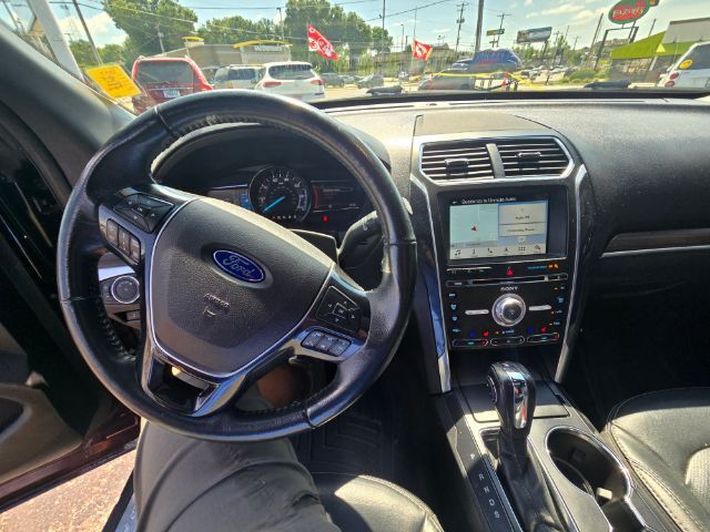 2018 Ford Explorer Limited - Photo 9