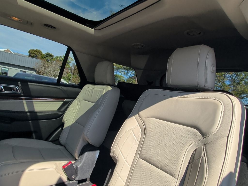 2018 Ford Explorer Platinum Worcester MA