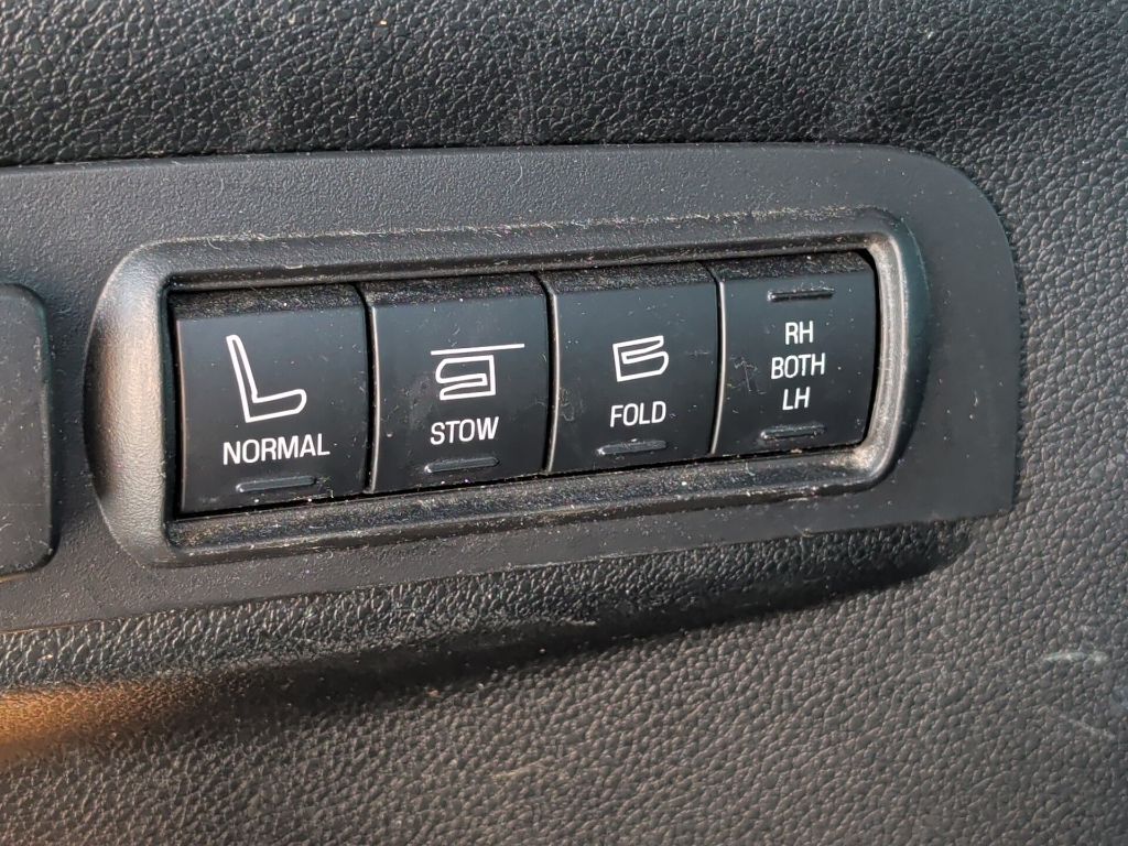 2018 Ford Explorer Platinum Worcester MA