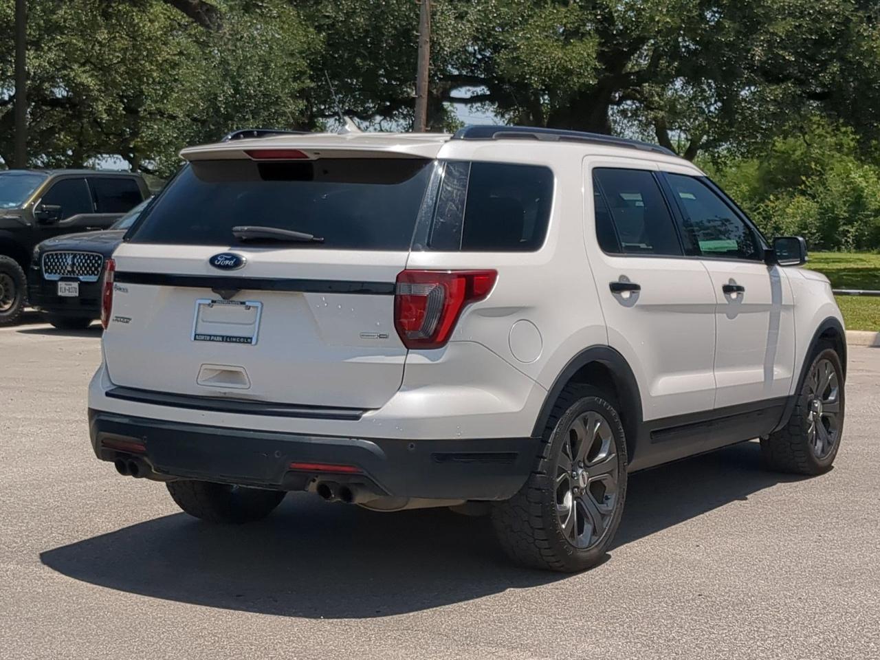 2018 Ford Explorer Sport