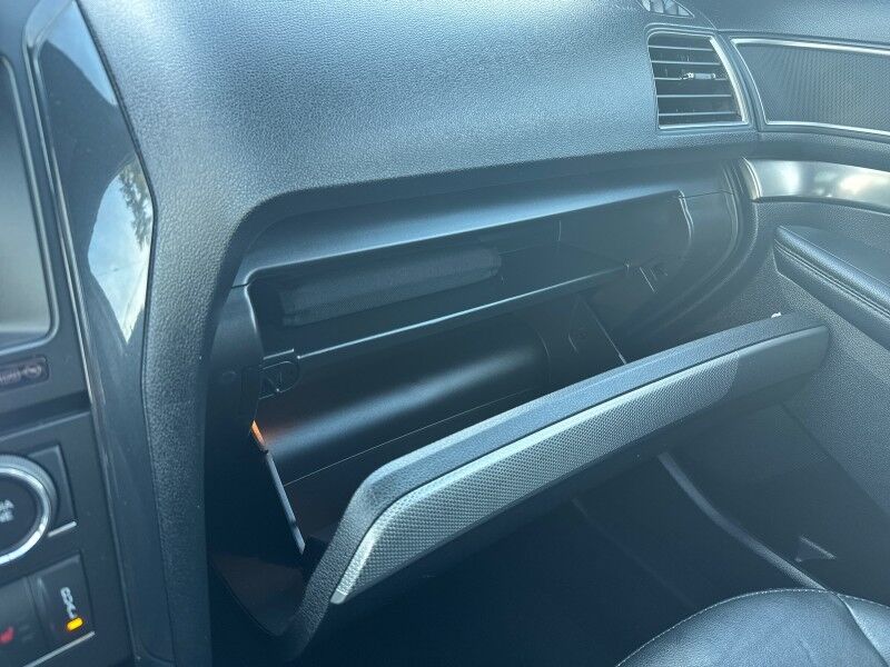 2018 Ford Explorer XLT - 1 OWNER - FROM NEW JERSEY - NO RUST Whitinsville MA