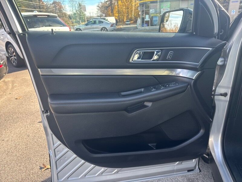 2018 Ford Explorer XLT - 1 OWNER - FROM NEW JERSEY - NO RUST Whitinsville MA