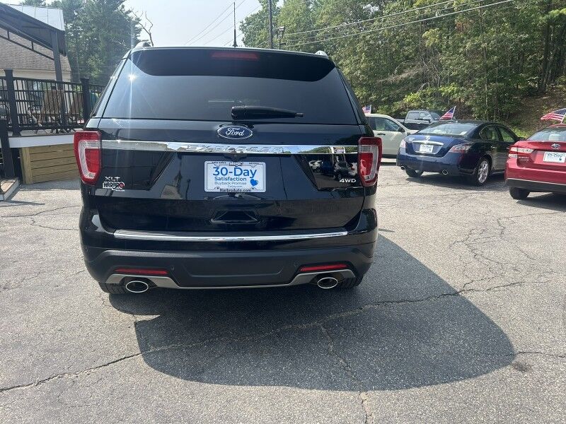 2018 Ford Explorer XLT - GREAT SERVICE HISTORY - LEATHER - SUNROOF - NAVIGATION Webster MA