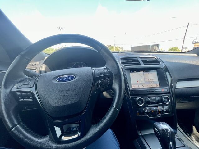 2018 Ford Explorer XLT  TX
