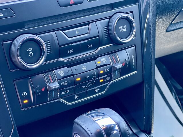 2018 Ford Explorer XLT  TX