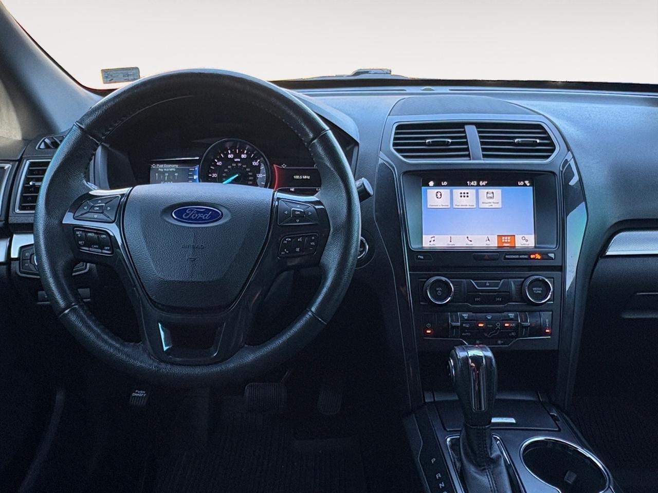 2018 Ford Explorer XLT, POWER LIFTGATE, POWER 3RD ROW, HEATED STEERING WHEEL & SEATS, REMOTE START, ROOF RACKS, BACKUP CAMERA WITH PARKING SENSORS, TOW PACKAGE, NAVIGATION, LOW MILEAGE, CLEAN CARFAX, EXPLORE THE ROAD! Virginia Beach VA