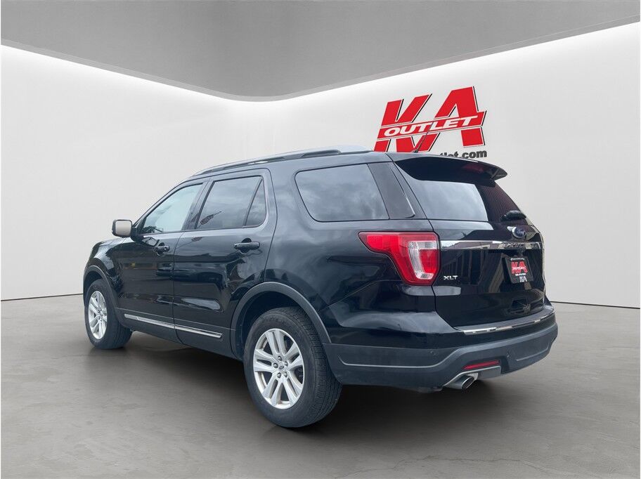 2018 Ford Explorer XLT Sport Utility 4D