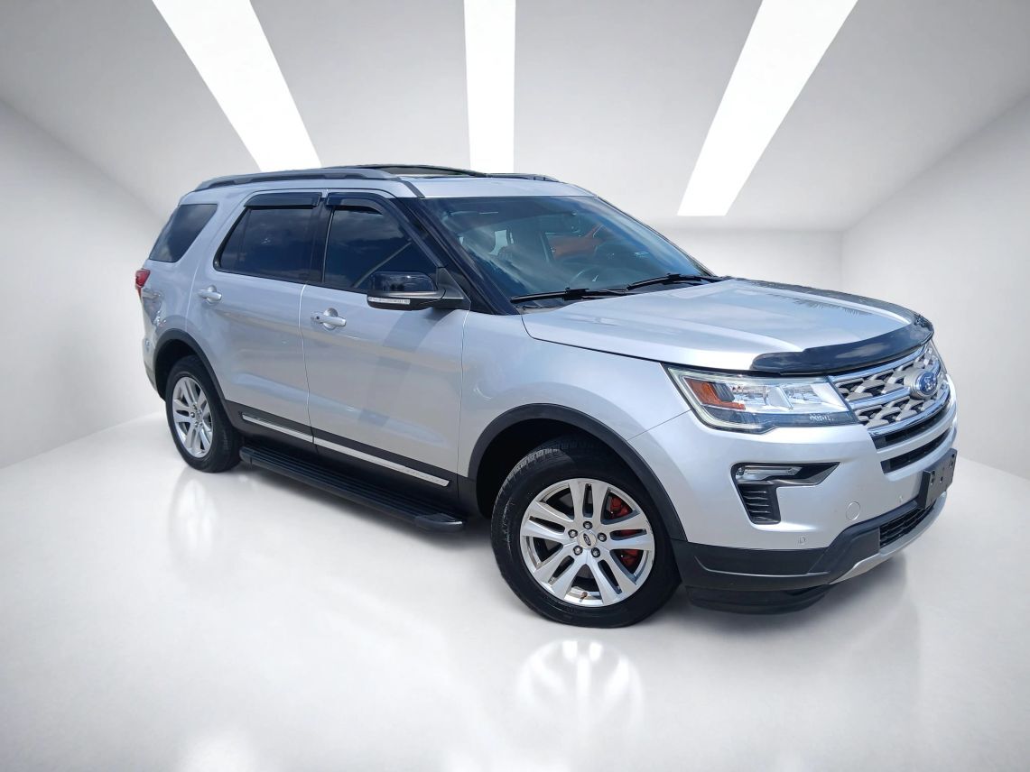 2018 Ford Explorer XLT Sport Utility 4D