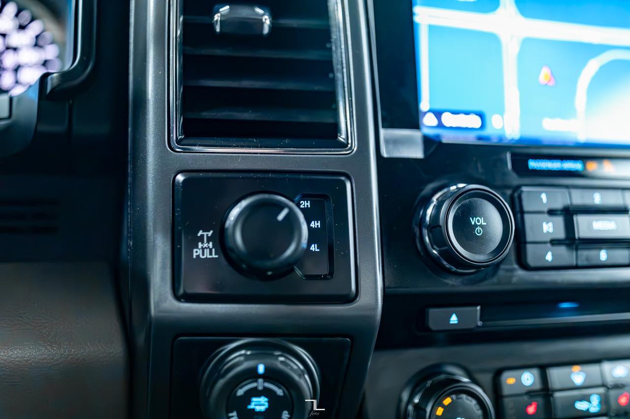 2018 Ford F-150 4x4 SUPER CREW XLT XTR NAV BCAM Red Deer AB
