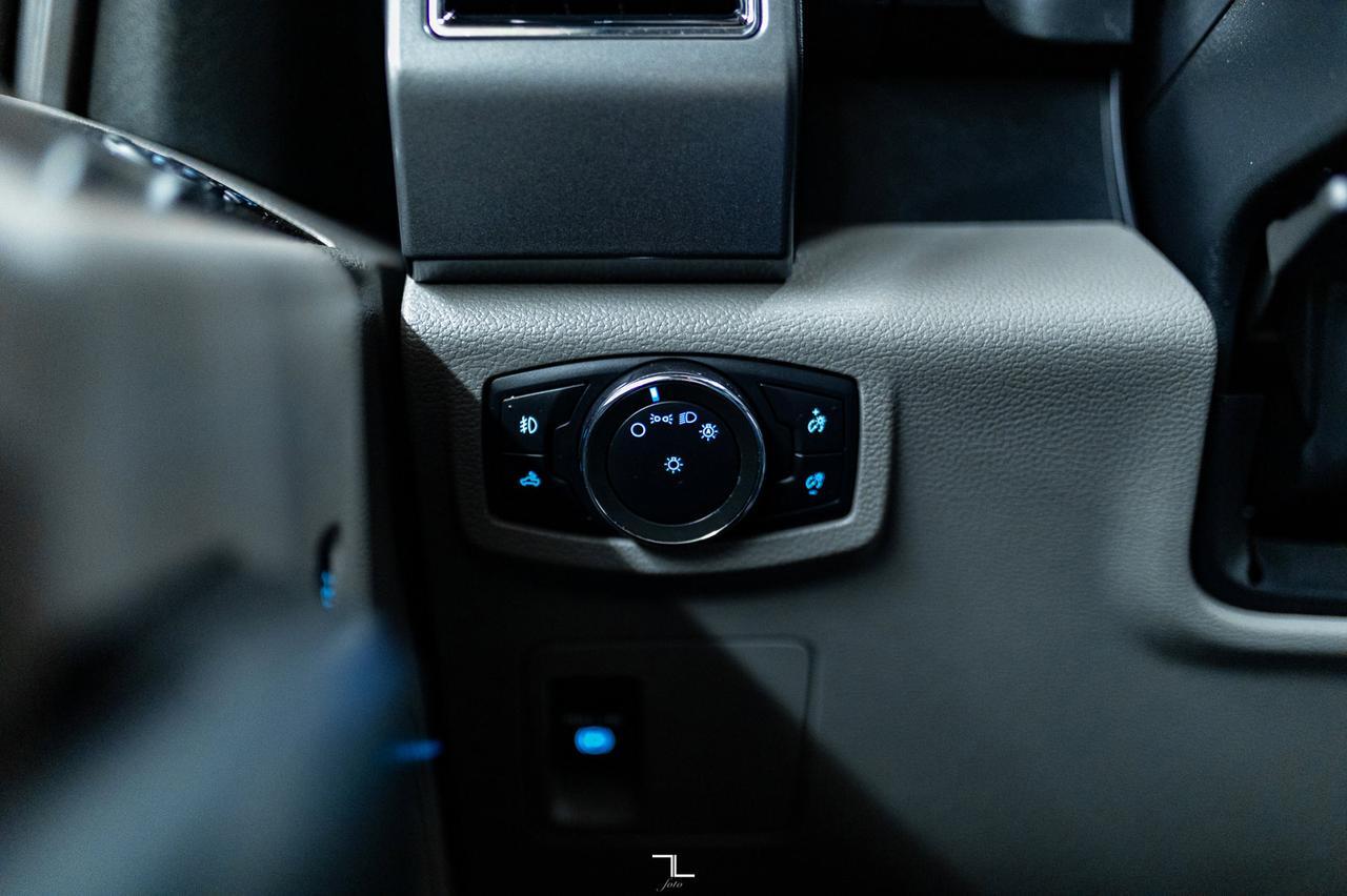 2018 Ford F-150 4x4 Super Cab XLT BCam Red Deer AB