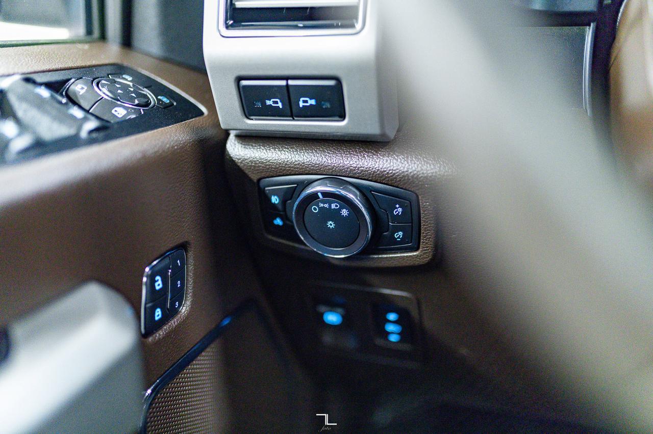 2018 Ford F-150 4x4 Super Crew King Ranch Leather Roof Nav Red Deer AB