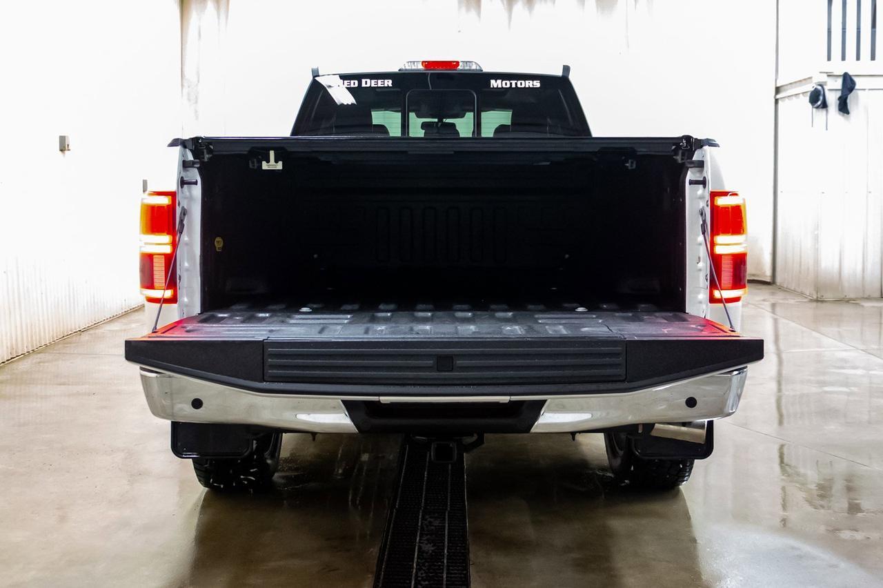 2018 Ford F-150 4x4 Super Crew Lariat FX4 LWB Leather Roof Nav Red Deer AB