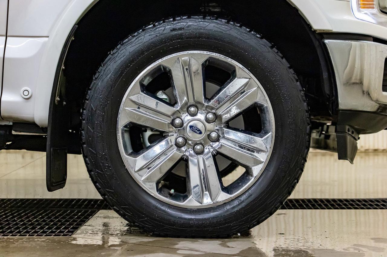 2018 Ford F-150 4x4 Super Crew Lariat FX4 LWB Leather Roof Nav Red Deer AB