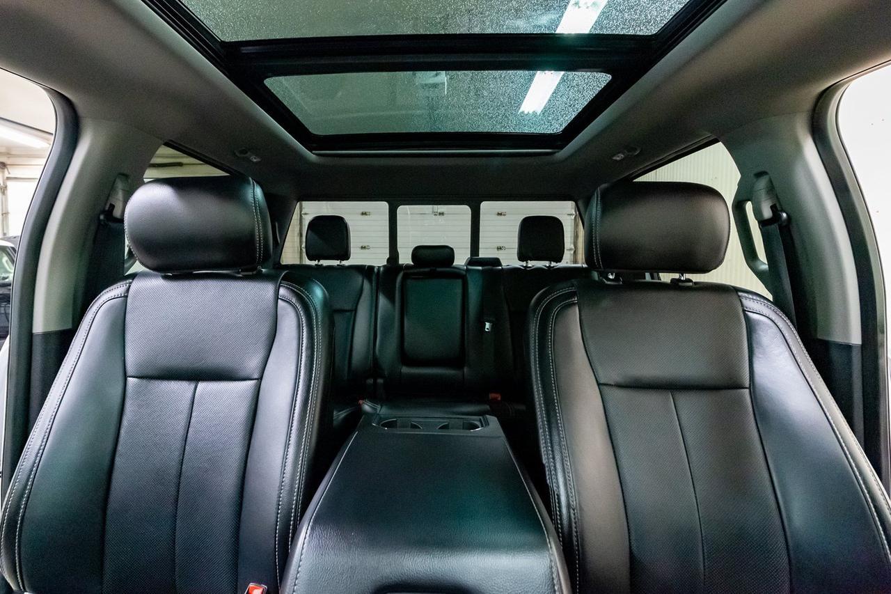 2018 Ford F-150 4x4 Super Crew Lariat FX4 LWB Leather Roof Nav Red Deer AB