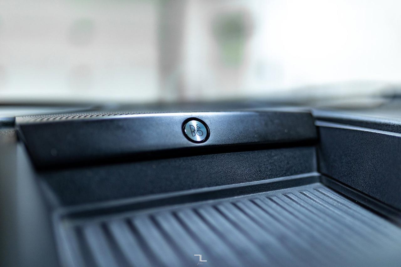 2018 Ford F-150 4x4 Super Crew Lariat FX4 Leather Roof Nav Red Deer AB