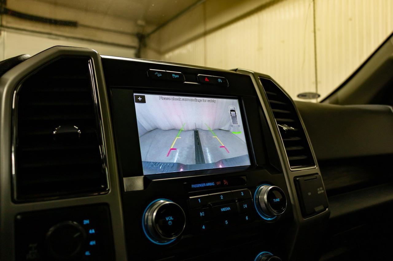 2018 Ford F-150 4x4 Super Crew Lariat FX4 Longbox Leather Roof Nav Red Deer AB