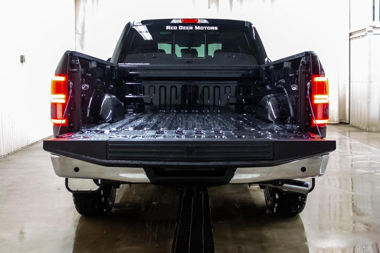 2018 Ford F-150 4x4 Super Crew Lariat FX4 Longbox Leather Roof Nav Red Deer AB