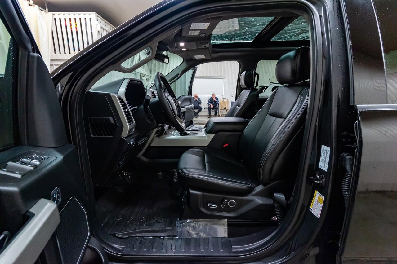 2018 Ford F-150 4x4 Super Crew Lariat FX4 Longbox Leather Roof Nav Red Deer AB