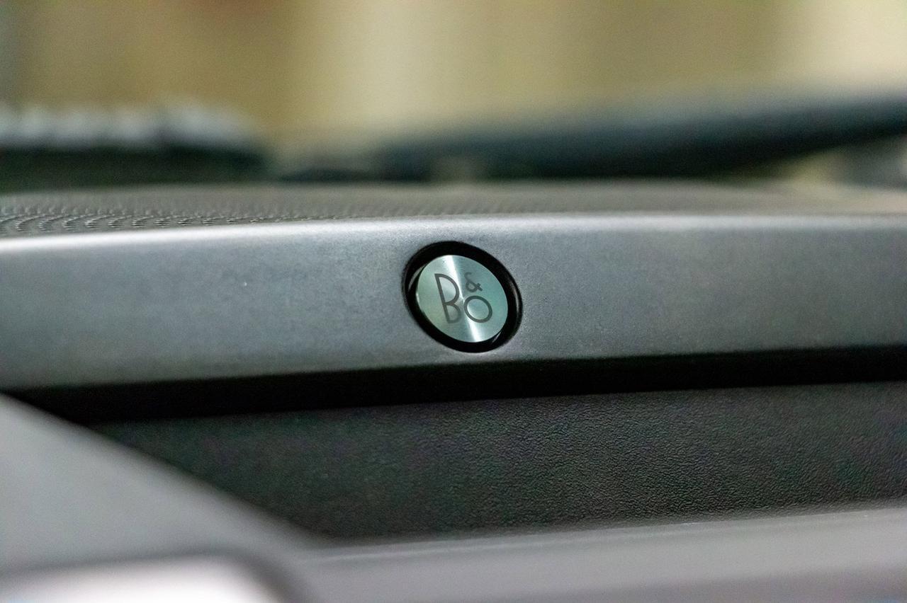 2018 Ford F-150 4x4 Super Crew Lariat Sport Leather Roof Nav Red Deer AB