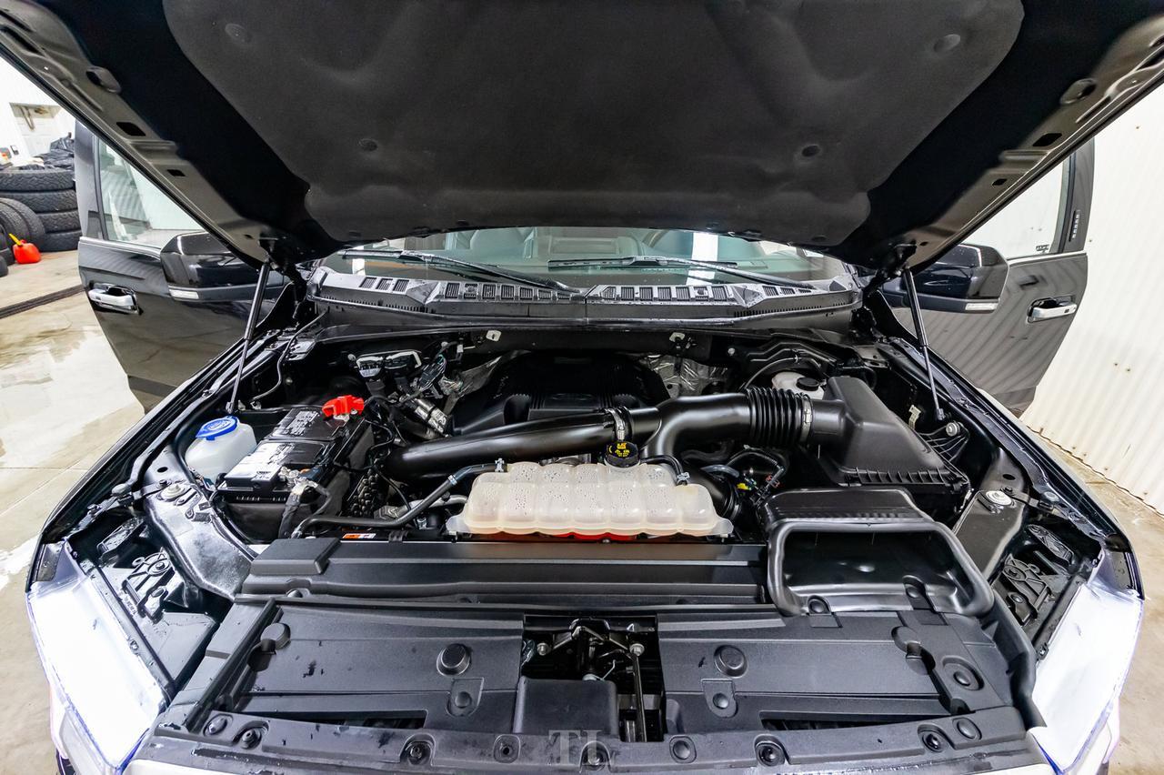 2018 Ford F-150 4x4 Super Crew Limited Level Kit Leather Roof Nav Red Deer AB