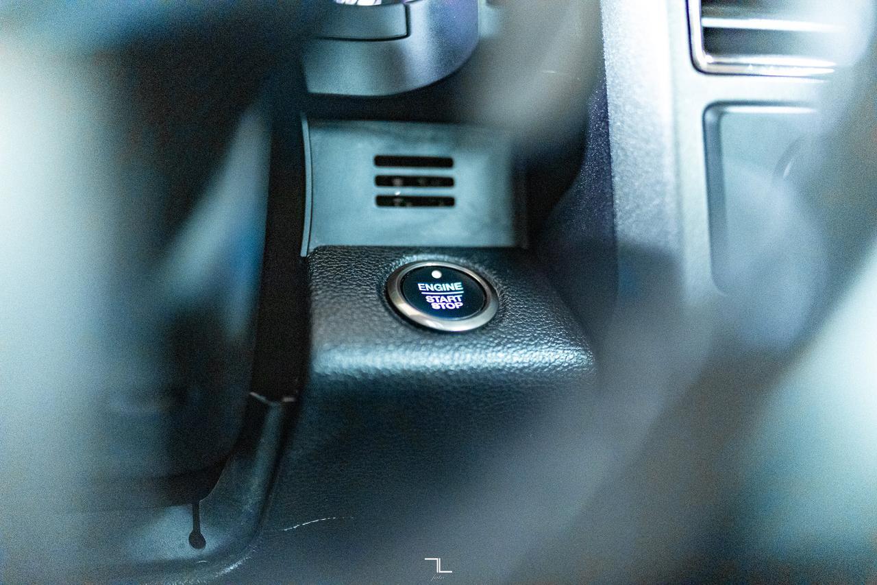 2018 Ford F-150 4x4 Super Crew Raptor Leather Roof Nav BCam Red Deer AB