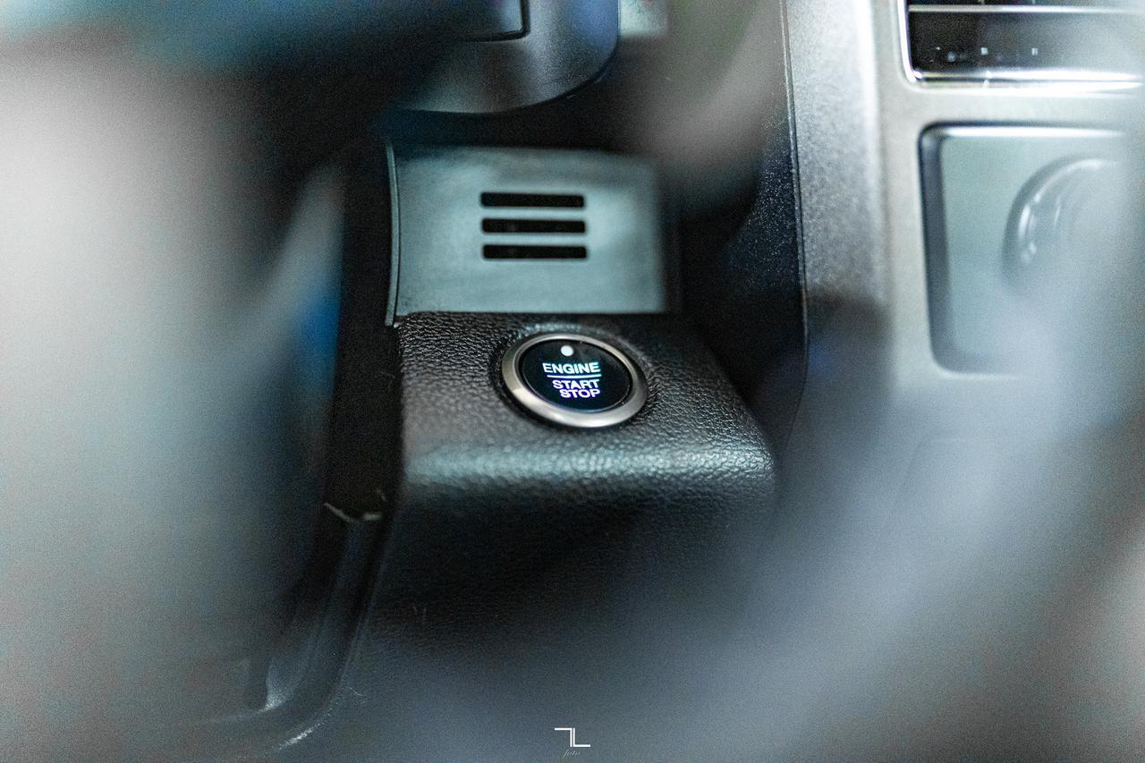 2018 Ford F-150 4x4 Super Crew Raptor Leather Roof Nav Level Kit Red Deer AB