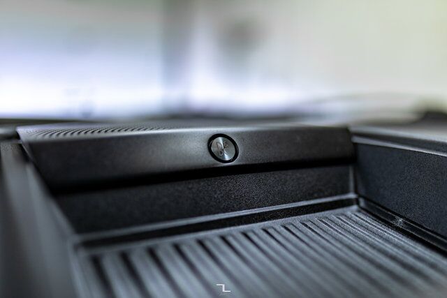 2018 Ford F-150 4x4 Super Crew Raptor Leather Roof Nav Level Kit Red Deer AB