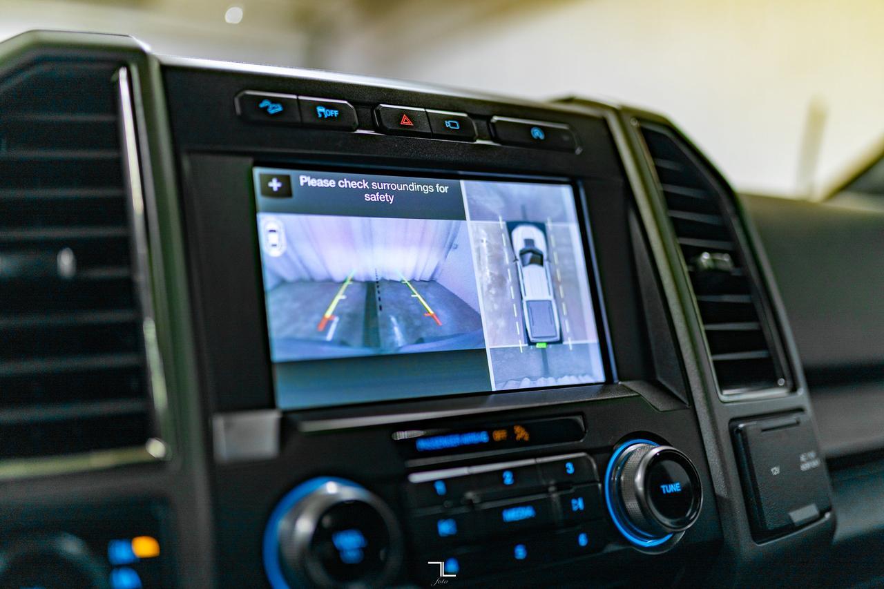 2018 Ford F-150 4x4 Super Crew Raptor Leather Roof Nav Level Kit Red Deer AB