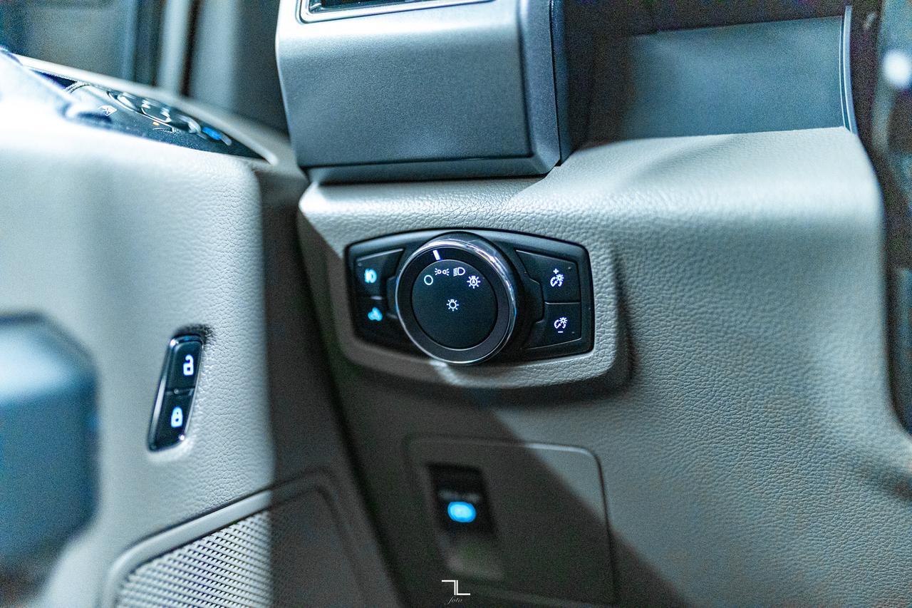 2018 Ford F-150 4x4 Super Crew XLT FX4 BCam Red Deer AB