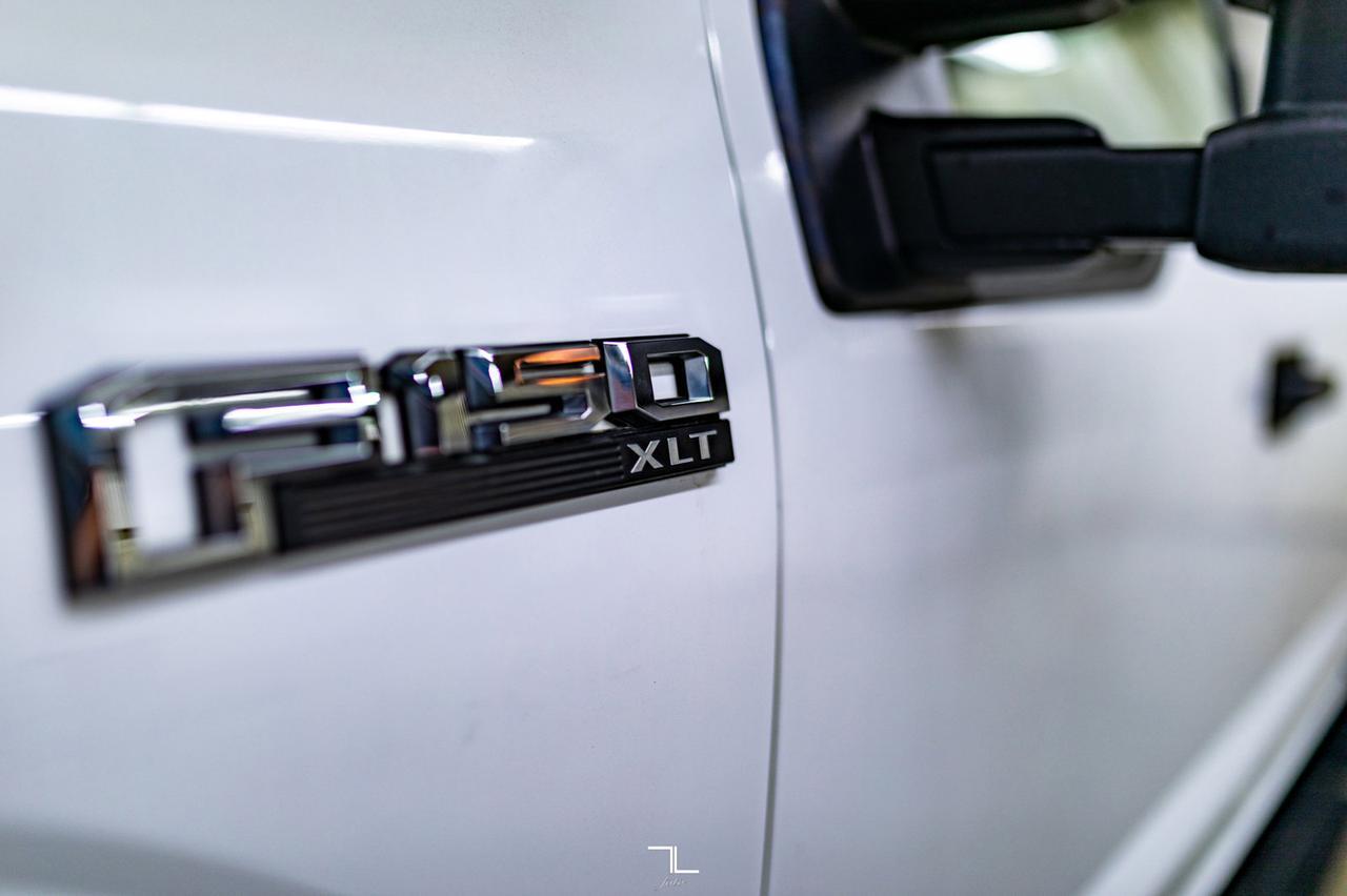 2018 Ford F-150 4x4 Super Crew XLT Longbox BCam Red Deer AB