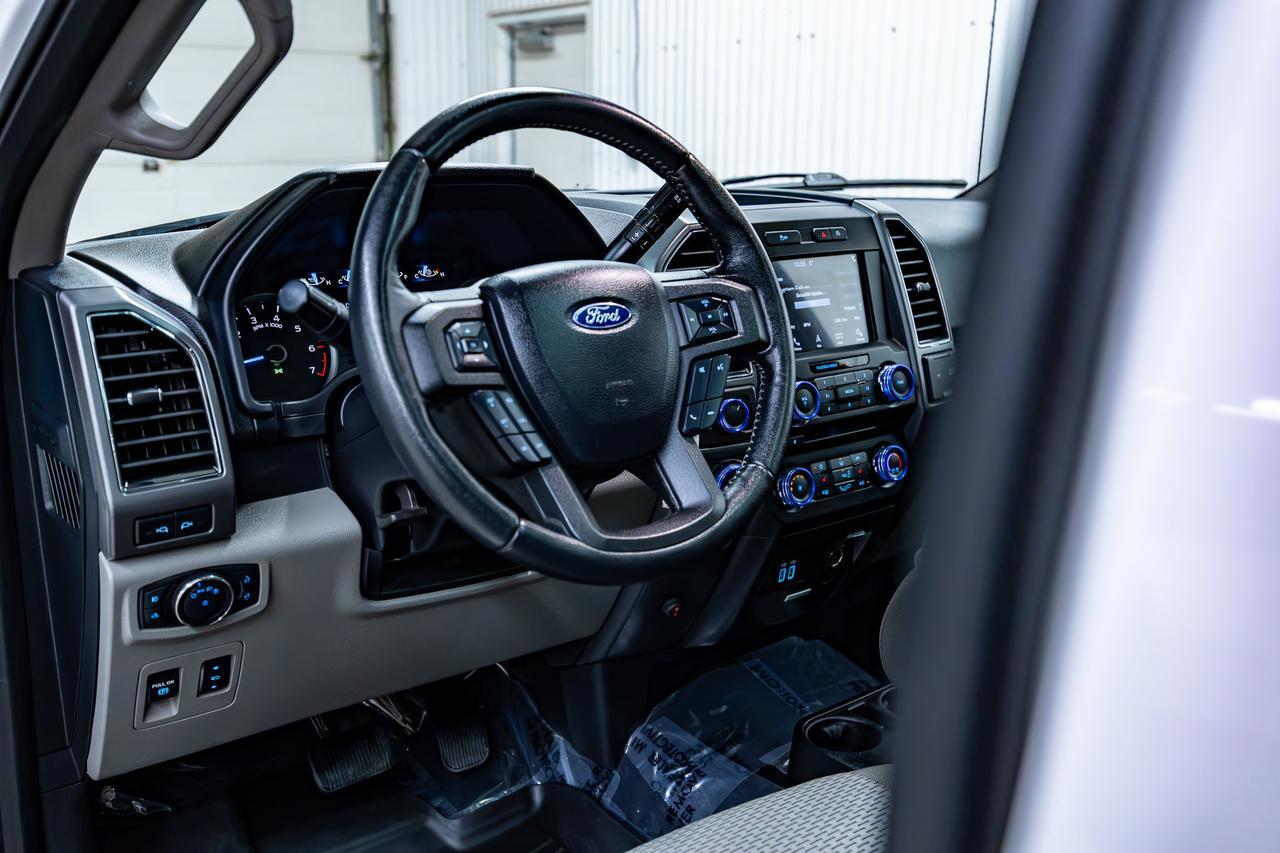 2018 Ford F-150 4x4 Super Crew XLT XTR Nav Roof 6.5 Ft. Box Red Deer AB
