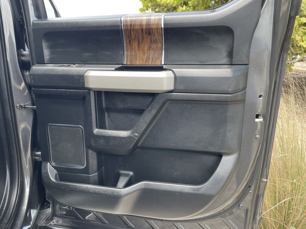 2018 Ford F-150 LARIAT~3.5 ECOBOOST~VOICE ACTIVATED NAVIGATION~LEATHER~ONLINE FINANCE AND SHIPPING AVAILABLE!!! Sarasota FL