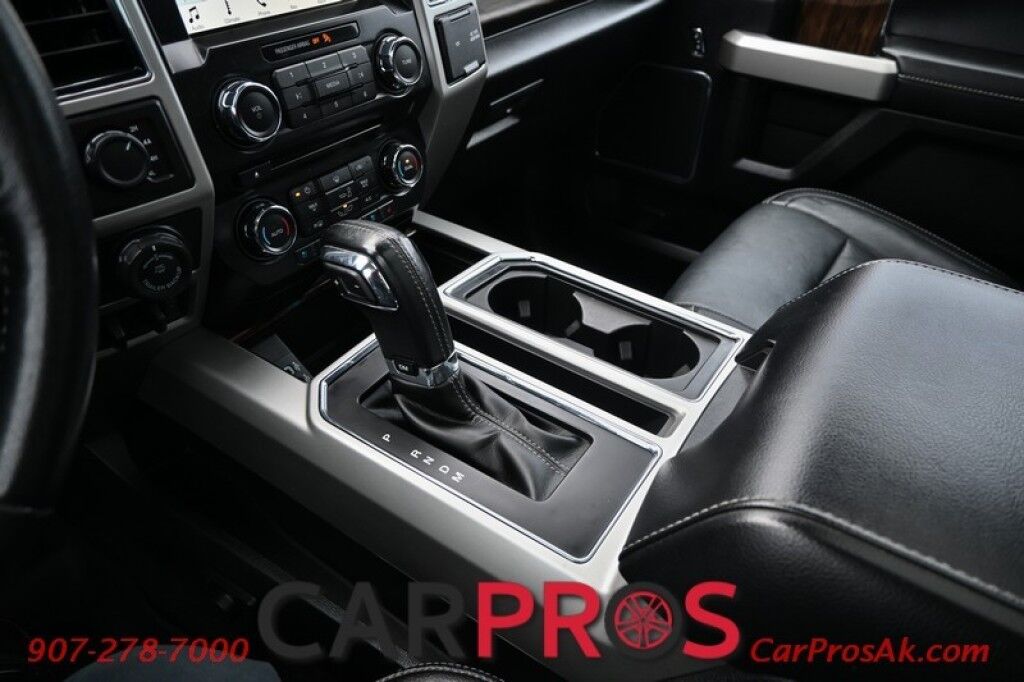 2018 Ford F-150 Lariat - 4X4 - Crew Cab - FX4 Off Road Pkg - Chrome Appearance Pkg - Heated & Cooled Leather Seats - Remote Start - Twin Panel Moonroof - Navigation - Max Trailer Tow Pkg - 1 Owner Anchorage AK